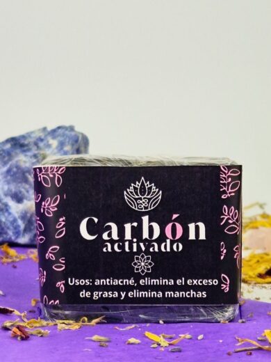 Jabón Artesanal de Carbón Activado – Purificación Profunda y Renovación Energética