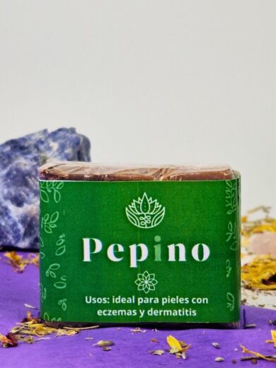 Jabón Artesanal de Pepino – Frescura Hidratante, Piel Radiante y Pureza Natural