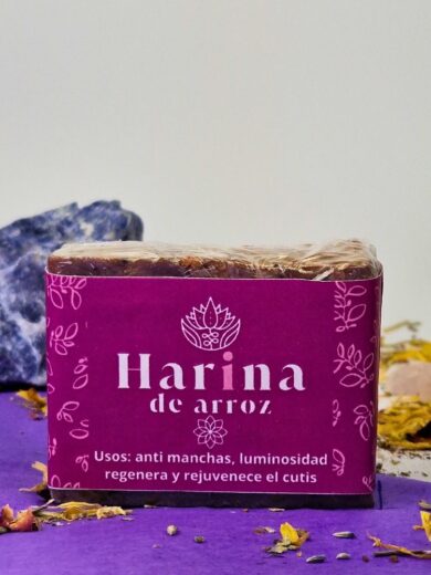 Jabón Artesanal de Harina de Arroz – Luminosidad Natural, Suavidad y Claridad Interior