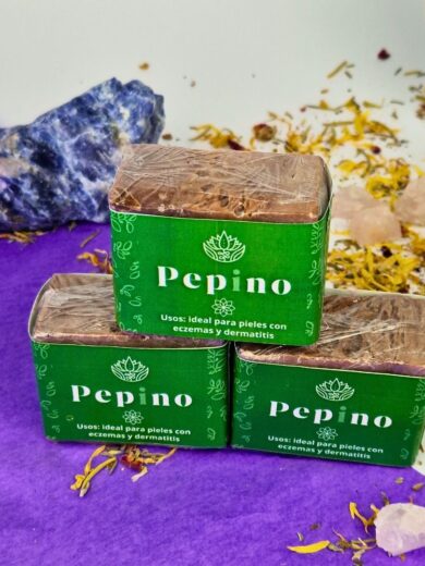 Jabón Artesanal de Pepino – Frescura Hidratante, Piel Radiante y Pureza Natural - Image 2
