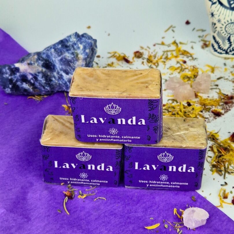 Jabón Artesanal de Lavanda – Calma, Armonía y Piel Renovada - Image 2