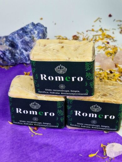Jabón Artesanal de Romero – Purificación Ancestral, Claridad Mental y Protección Energética - Image 2