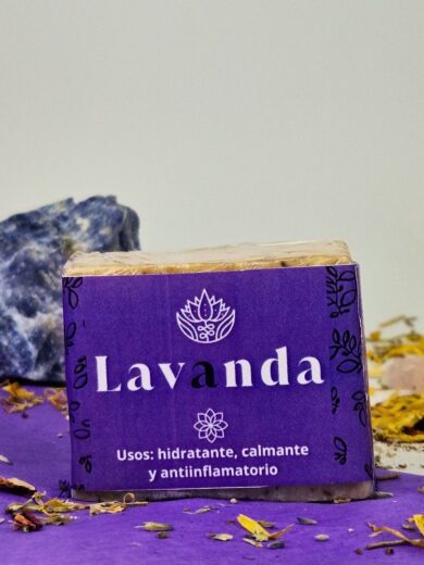 Jabón Artesanal de Lavanda – Calma, Armonía y Piel Renovada