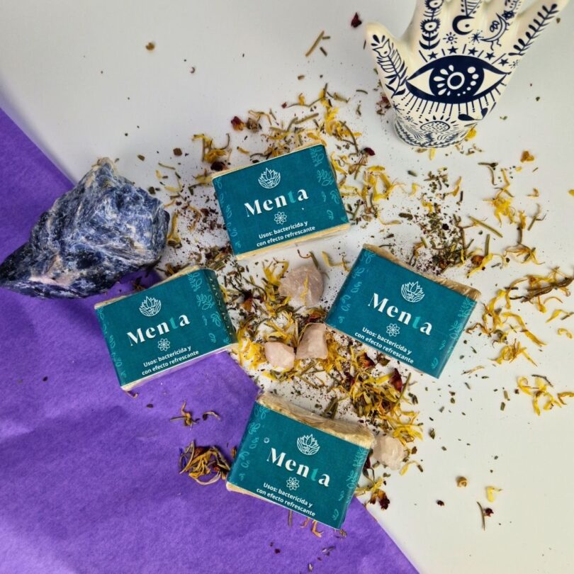 Jabón Artesanal de Menta – Frescura Pura, Claridad Mental y Renovación Energética - Image 3